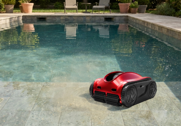 How Pollen Dust and Fine Particles Create Different Cleaning Expectations for Pool Owners